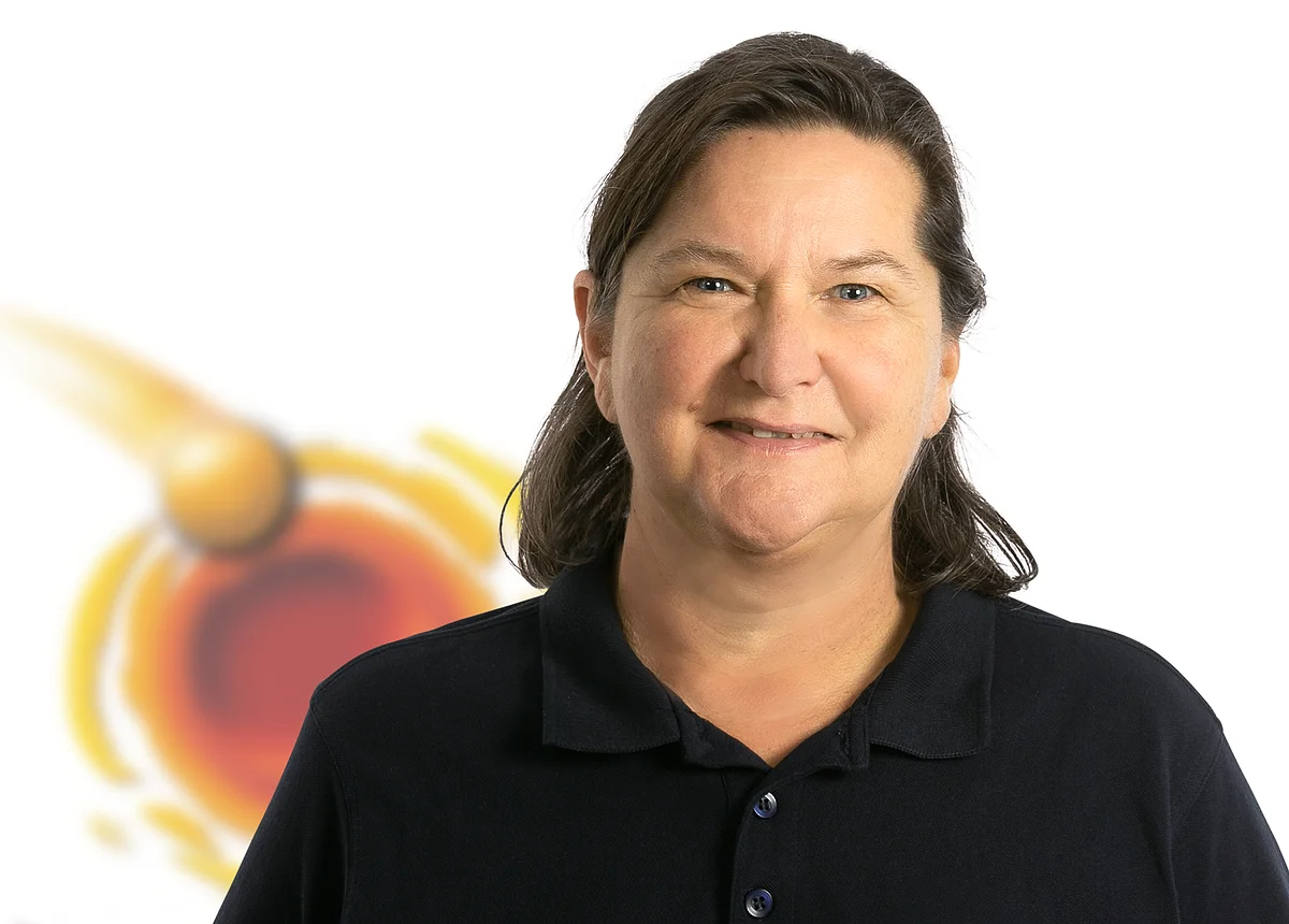 Das Porträtfoto zeigt die Geoparkführerin Barbara Niklas.