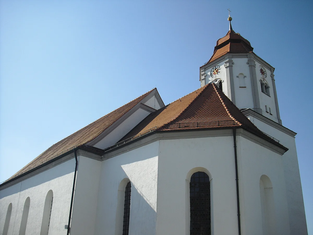 Blick auf die Pfarrkirche St. Ulrich