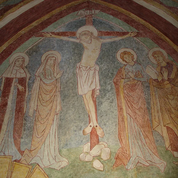Wandmalerei Christus am Kreuz in der St. Nikolaus Pfarrkirche