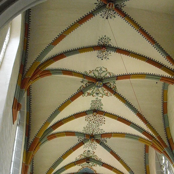 Blick auf das Kreuzrippengewölbe